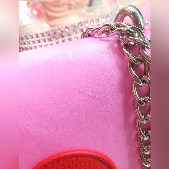 Skinnydip London Pink Fur Heart Crossbody - Picture 3 of 3